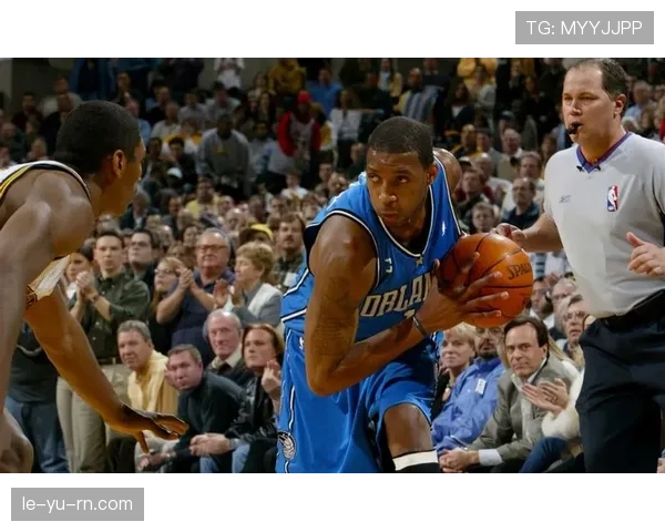 麦迪魔术35分震撼全场，经典时刻再现赛场传奇