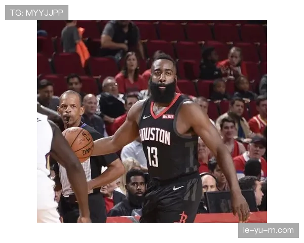 安德莱赫特防守体系革新显成效,状态回升成争冠热门