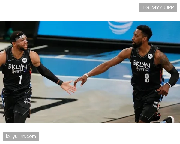 奥纳纳：从霍芬海姆梯队到汉堡主力的早期生涯解析